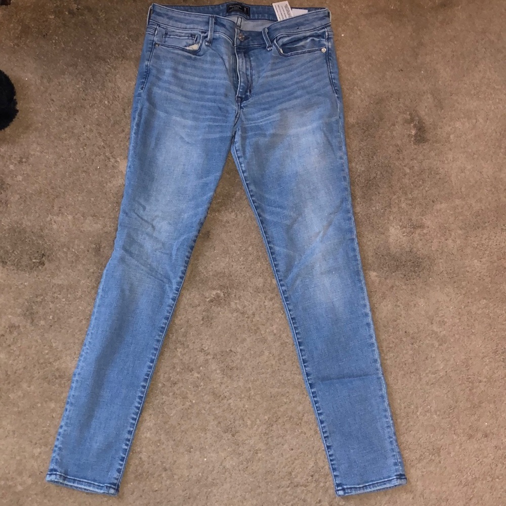 Abercrombie & Fitch Skinny Jeans